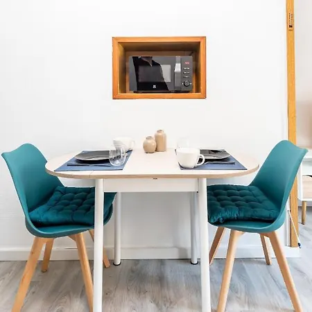 Ever Green Apartment
